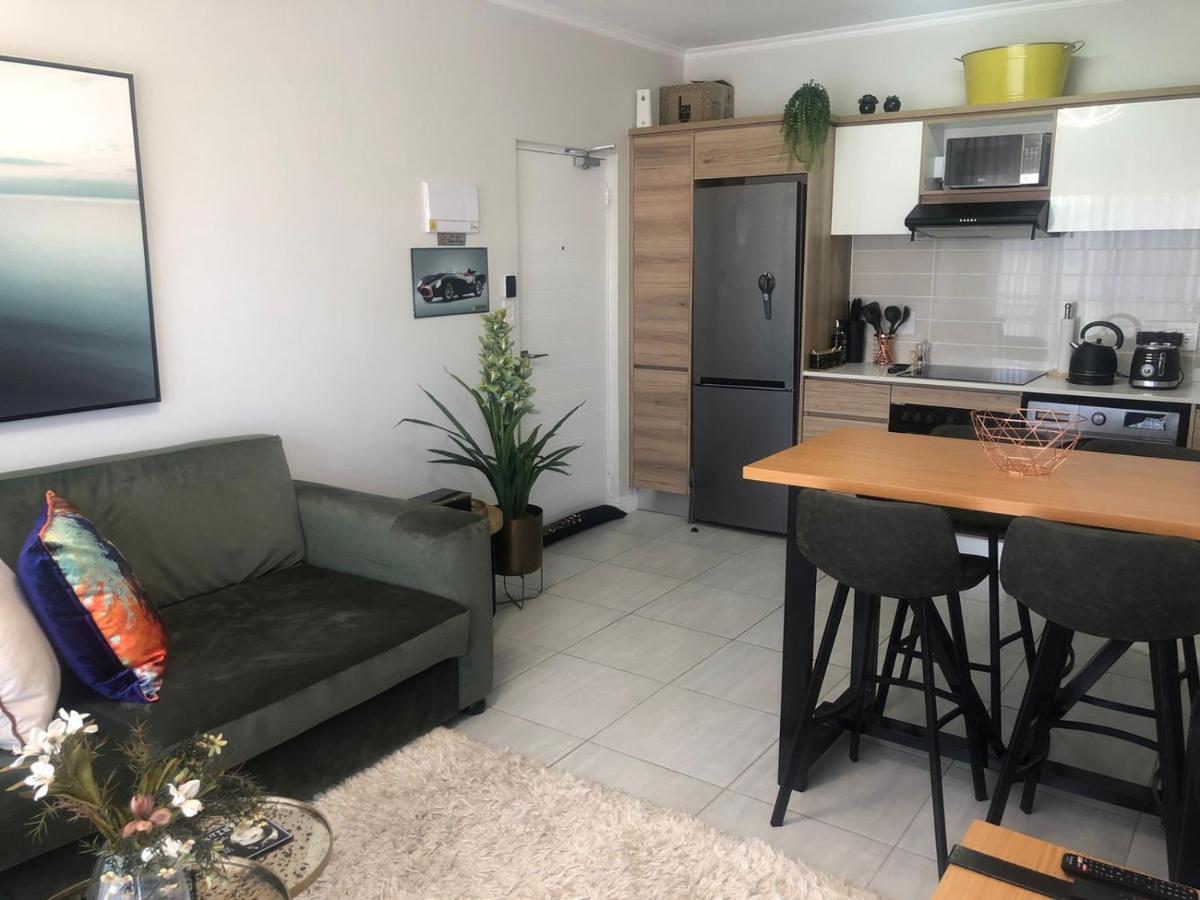 Luxurious Waterfall 1 Bedroom Condo With Free Uncapped Wifi 미드랜드 외부 사진