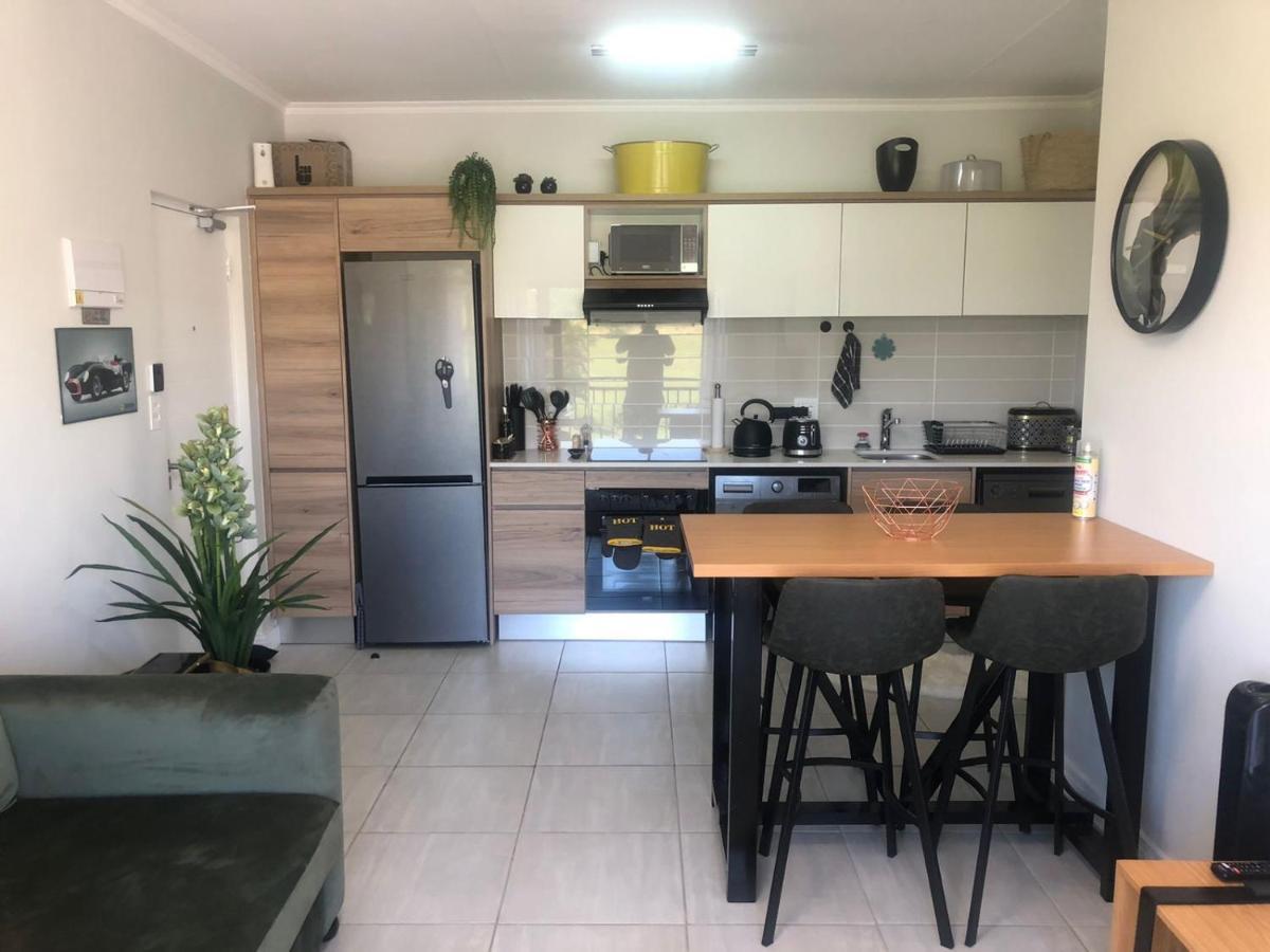 Luxurious Waterfall 1 Bedroom Condo With Free Uncapped Wifi 미드랜드 외부 사진